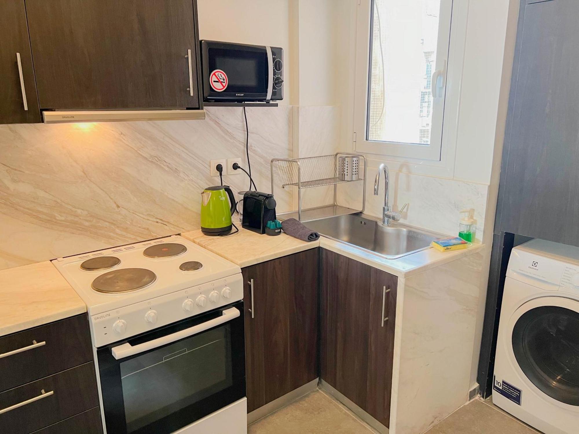 Family Two Bedroom Apartment Benaki Atena Exterior foto