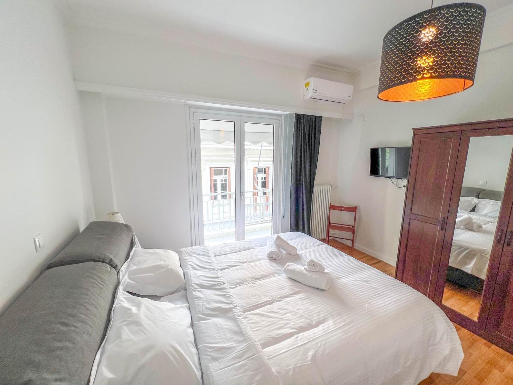 Family Two Bedroom Apartment Benaki Atena Exterior foto
